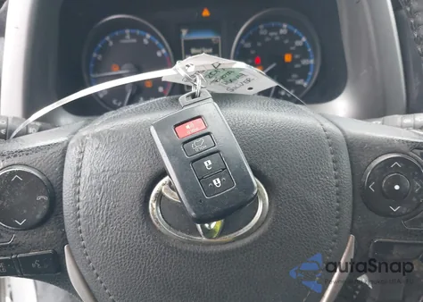 2017 Toyota Rav4 Xle from USA, damaged, VIN 2T3RFREV9HW678557